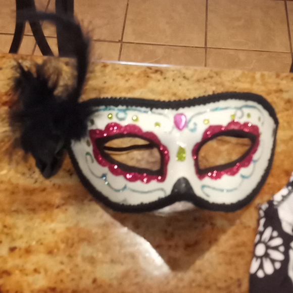 Halloween Day Of The Dead 🦇 And Christmas  Assorted Dress 👗 Lot - Picture 4 of 11